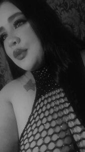 Chanell_- 🍒 Pic 2