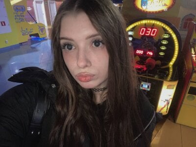 I`'m tired. de AngelenaCrittendon  3 Imagens