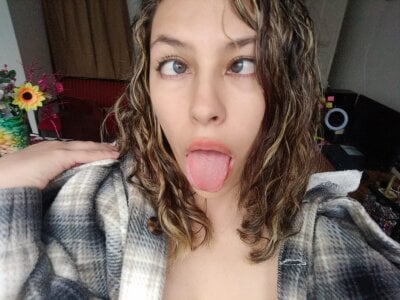 AlanaDesire Candy 🍭 Pic 3