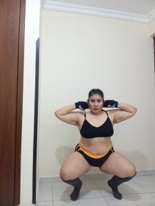 kiraGeiner Public Pic 5