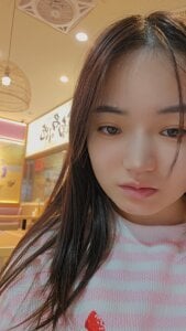 Anne-Sweet Public Foto 5