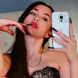 BlerLesly I love it when you look Hình 5