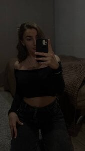 JennyBecker Kiss me Pic 7