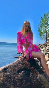 CharlotteKell Public Pic