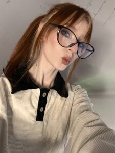 some of my selfies😜 od sweetuniporn  5 snímek
