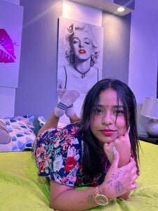 kiara_priya Public Kuva 2