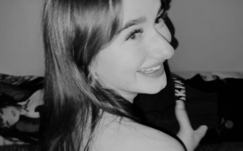 Lady_Sunrise12 Public Pic 2