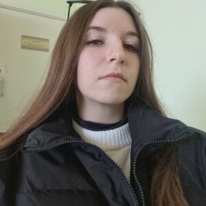 AnnalisaYeary cutie Pic 3