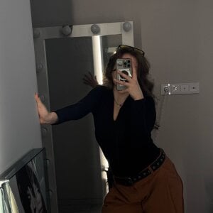 Amelia_Bjork Public Εικόνα 4