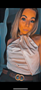 TheBlondeGirlのPublicの 3枚の写真