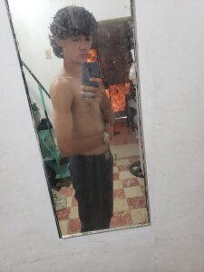 Doflamingo2003 Public Pic 7