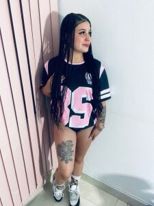 Katherine_Squirt_ Public Foto 5