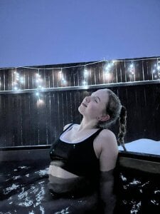 Linda__Bloom hot Ida in the water 圖片 3