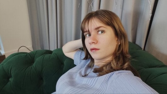 MilaMaelis: 🩷🌺👄 ( 3 фото)