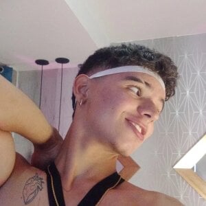 Ian_Castillo_ Public Pic 2