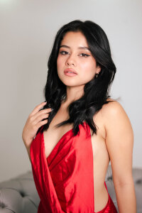 caroline_roose Sweet girl Pic 3