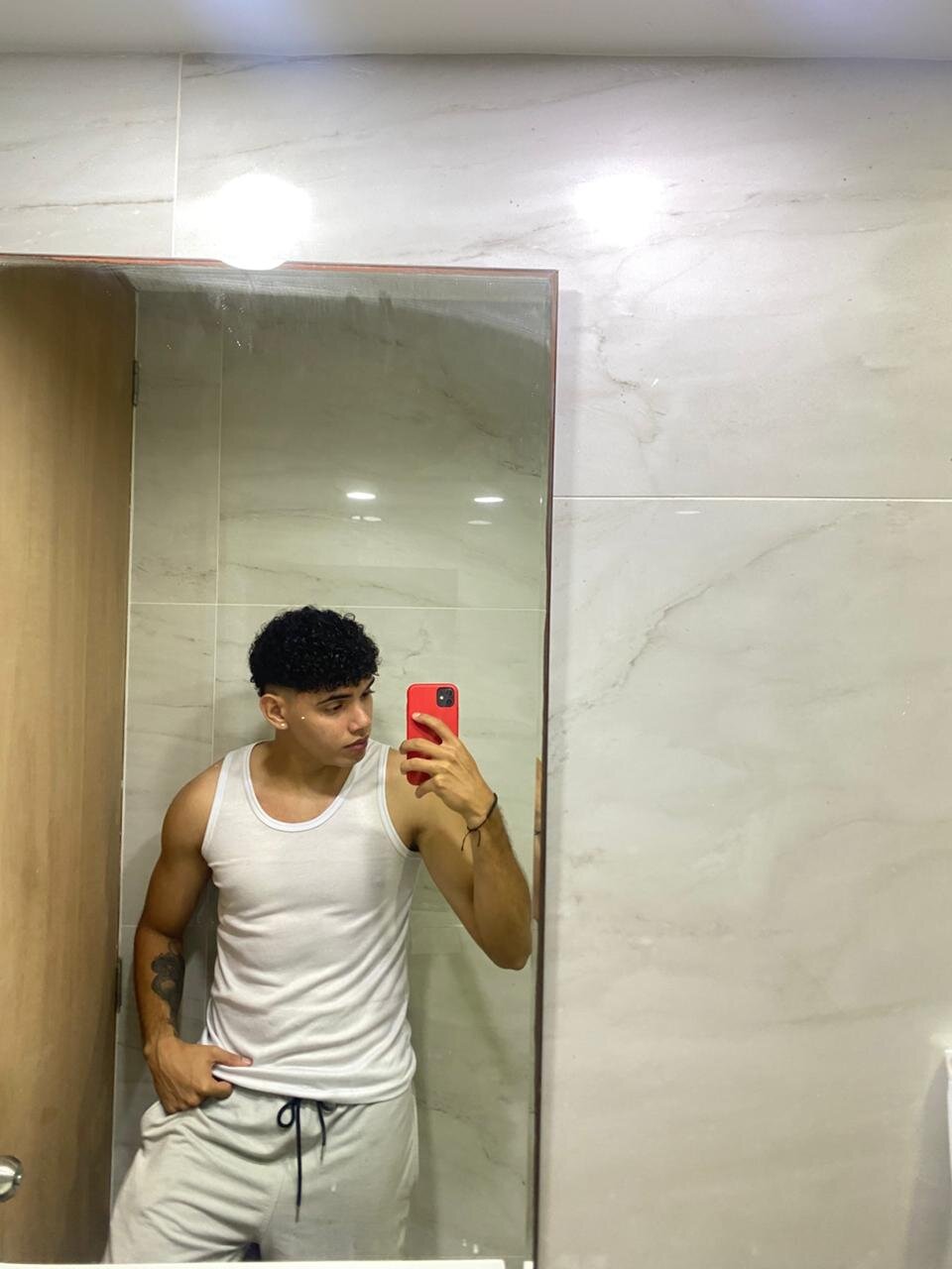 justin_payn14 Populært foto 4146