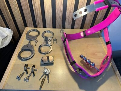 emma_morales_ Set BDSM Pic