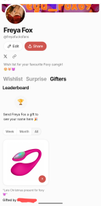 FreyaFucksFansのThe REAL fans!! 🎁😍💦の 2枚の写真