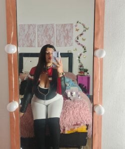 Kesha_t18 Public Pic 5