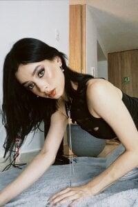 salome-brown meow Pic 3