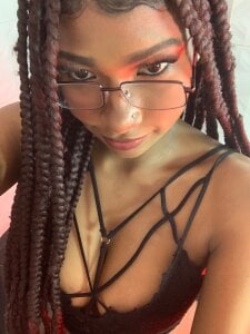 SophiaBlossDancing in the shower Bild 2