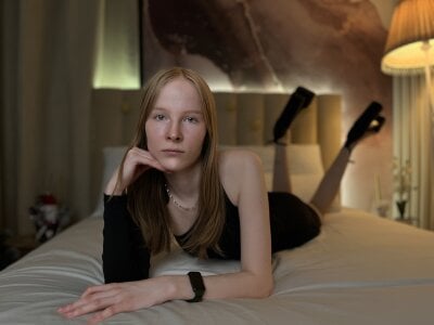 Playful_GND sweet girl 사진