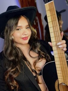 Charlotte_greyx 🖤 Pic 3