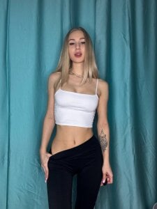 Barbie_Kris__ Yoga time Pic 3