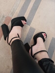 KamillaJei Heels Pic