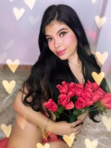 julieta_red2 Hearts, tempting skin and naughty intentions… This Valentine’s Day, I’m your fantasy 💋🔥 사진 3