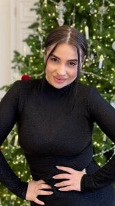 AdrianaTorres Merry Christmas🎁 Pic 2