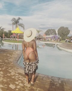 Cinderellablack Public Pic