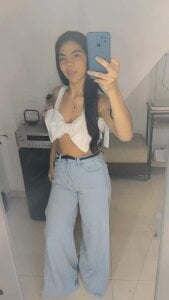 Carla_evans_: Public ( фото)