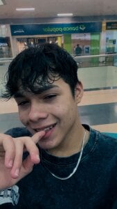 Mi sonrisa es linda? de SemerHott  4 photos