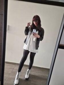 Alice_love29 Outfit check! Pic