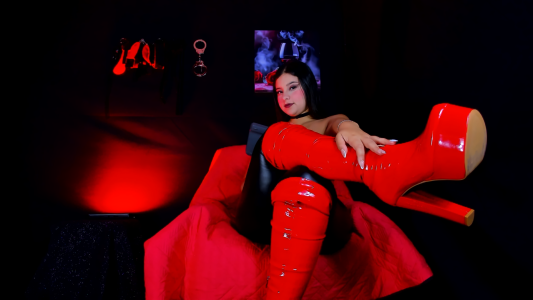 JessicaStones adoring my boots and my cigarette Fotka