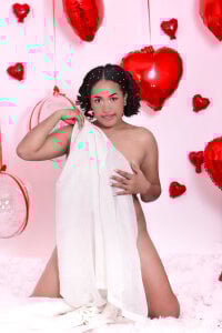 NahomiWalker_ Happy valentine's day ❤️ Hình