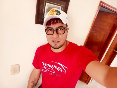 Steven_Thosom Public Pic 5