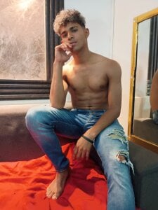 Axelgreyder Public Foto 2