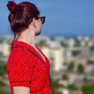 Emmiebutwihu Public Immagine  3