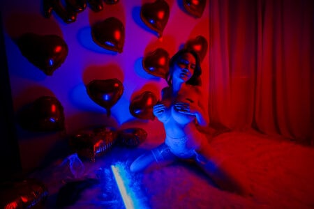 HaileyPels Valentin Day Pic