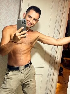 AlexisLoaiza Public รูป  6