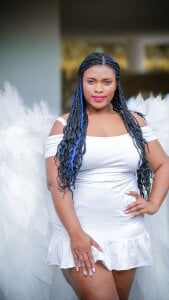 ZOLEY_WATSON Happy halloween sweet angel 😊😇🪽  5. fénykép