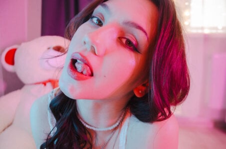 KendalHottt: piiiiiink! ( 5 фото)