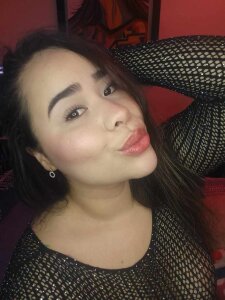 nailahsquirrtt kisss Pic 4