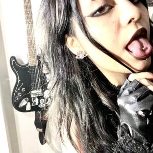 SarahVampy ❤️ Pic 3