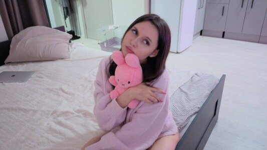 UncrownQueen ~Piece of me~ Pic 2