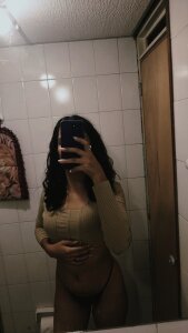 Kissmebaby25 Public Gambar 5