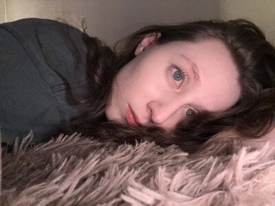 FroggyAnna lazy evening with ur Froggy💤 Pic 5